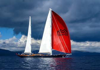 Sallyna Yacht Charter in Greece