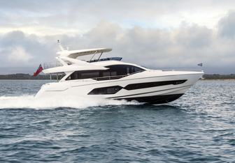 Saahsa yacht charter Sunseeker Motor Yacht
                                    
