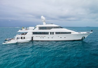 Avalina yacht charter Westport Yachts Motor Yacht
                                    