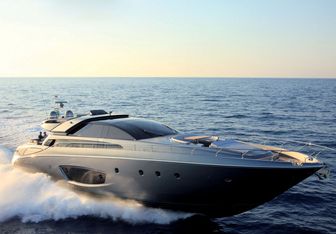 Lady F1 Yacht Charter in Sicily