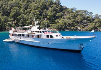 Alhambra Yacht Charter in Monaco