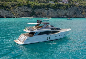 Lucky Yacht Charter in Monaco