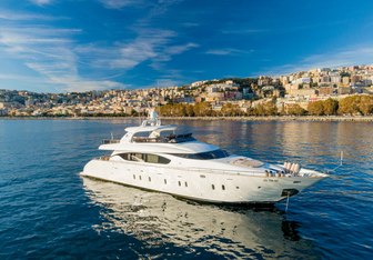 My Life Yacht Charter in Amalfi Coast