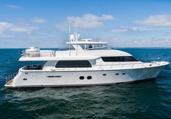 Tranquility yacht charter Pacific Mariner Motor Yacht
                                    