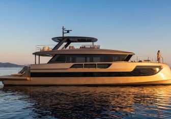 Sue Rosso Yacht Charter in Lérins Islands
