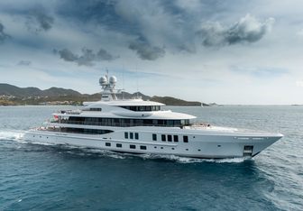 Synthesis Yacht Charter in St Barts