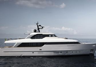 Flori Yacht Charter in Mediterranean