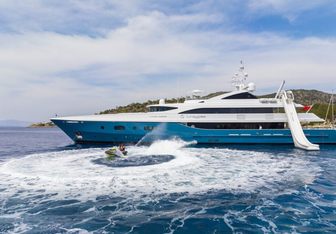 Turquoise Yacht Charter in Amalfi Coast