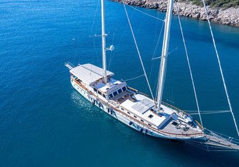 Sunworld X Yacht Charter in Istanbul