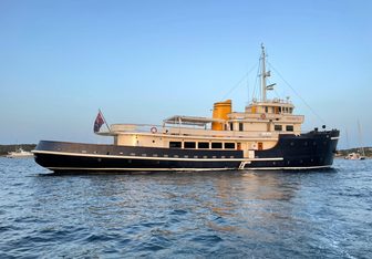 Prometej Yacht Charter in Calvi