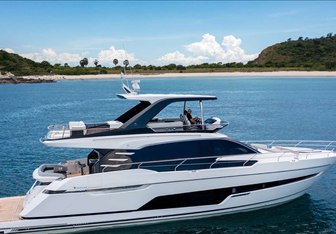 Razzle Dazzle Yacht Charter in USA
