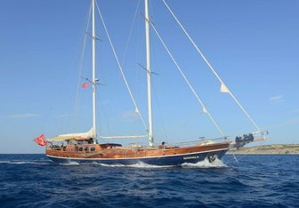 Zephyria II yacht charter Etemoglu Boatyard Motor/Sailer Yacht