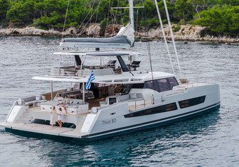 Magic Moments III Yacht Charter in Leeward Islands