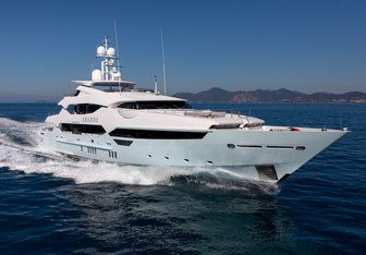 Arados Yacht Charter in Monaco
