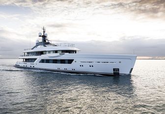 Entourage Yacht Charter in Monaco