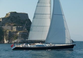 Grand Bleu Vintage Yacht Charter in East Coast Italy