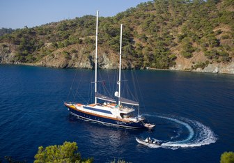 Theodor Yacht Charter in Crete