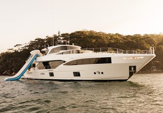 Oneworld Yacht Charter in Sydney