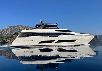 Shero Yacht Charter in Ionian Islands