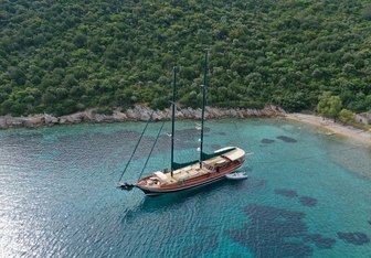 Ros Mare Yacht Charter in Mediterranean