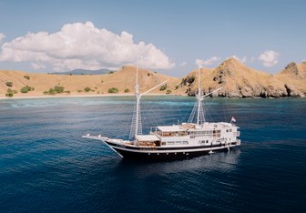 Aliikai Voyage Yacht Charter in South East Asia
