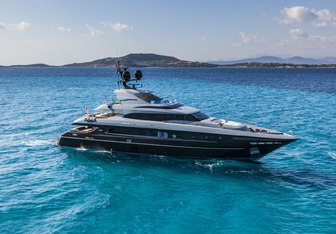 Maestro Yacht Charter in Mediterranean