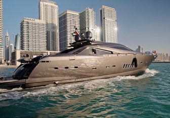 UD30 Yacht Charter in United Arab Emirates