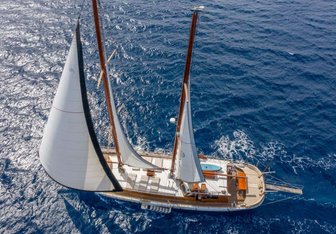 Kavira II Yacht Charter in Croatia