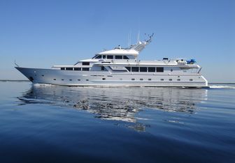 Le Montrachet yacht charter Broward Motor Yacht
                                    
