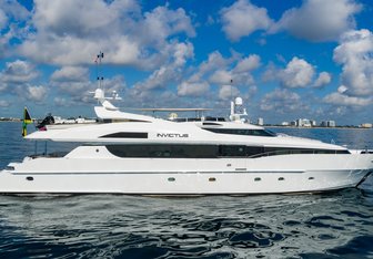 Invictus Yacht Charter in Florida