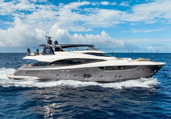 M 105 yacht charter Monte Carlo Yachts Motor Yacht
                                    