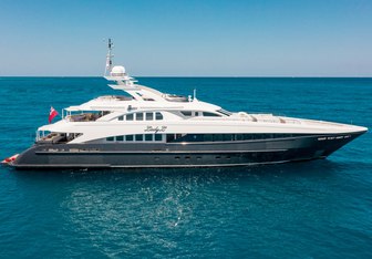 Lady L Yacht Charter in Bahamas