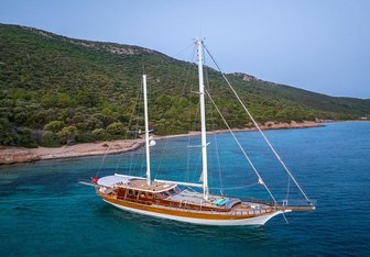 Hızır 1 Yacht Charter in Gocek Bay