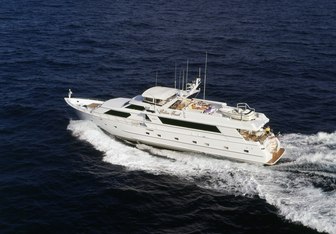 Bazinga Yacht Charter in Bahamas