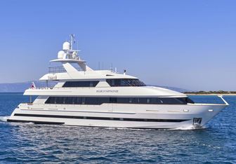 Blue Symphonie Yacht Charter in Crete