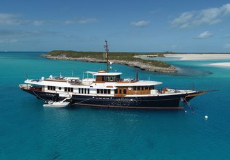 Nadan Yacht Charter in Bahamas