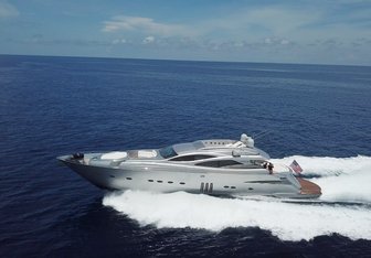 YCM 90 Yacht Charter in Cuba