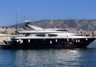Elvi Yacht Charter in Cyclades Islands