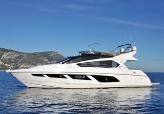 Turquoise Yacht Charter in Antibes