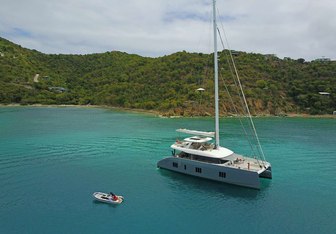 Mana Kai yacht charter Sunreef Yachts Motor/Sailer Yacht
                                    