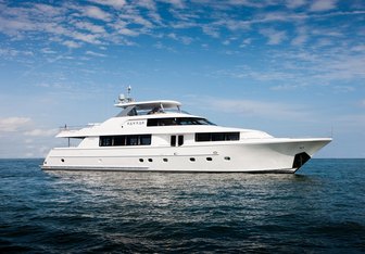 Hannah Yacht Charter in North America