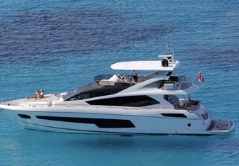 Sarahlisa yacht charter Sunseeker Motor Yacht
                                    