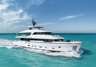Ad Astra Yacht Charter in Dominica