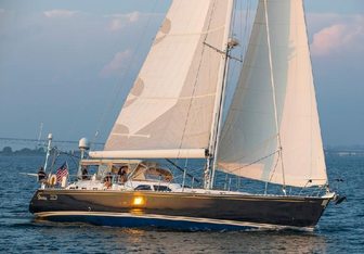 Destiny yacht charter Hylas Sail Yacht
                                    