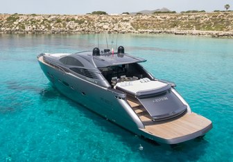 Charm yacht charter Pershing Motor Yacht
                                    