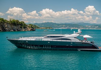 Manu V yacht charter Leopard Motor Yacht