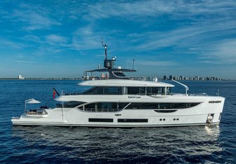 Kings Lair Yacht Charter in Harbour Island
