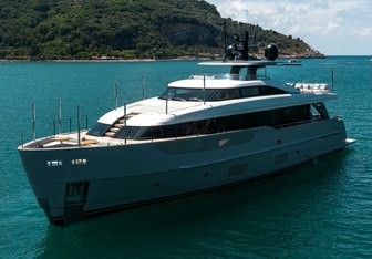 Akira yacht charter Sanlorenzo Motor Yacht
                                    