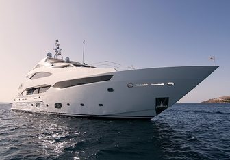 Pathos Yacht Charter in Cyclades Islands