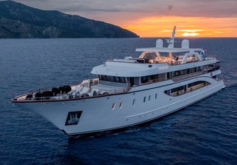 Cristal Yacht Charter in Montenegro